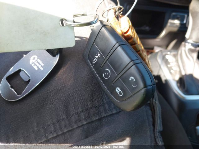 ZACCJABB3JPH06633 Jeep Renegade Latitude Fwd