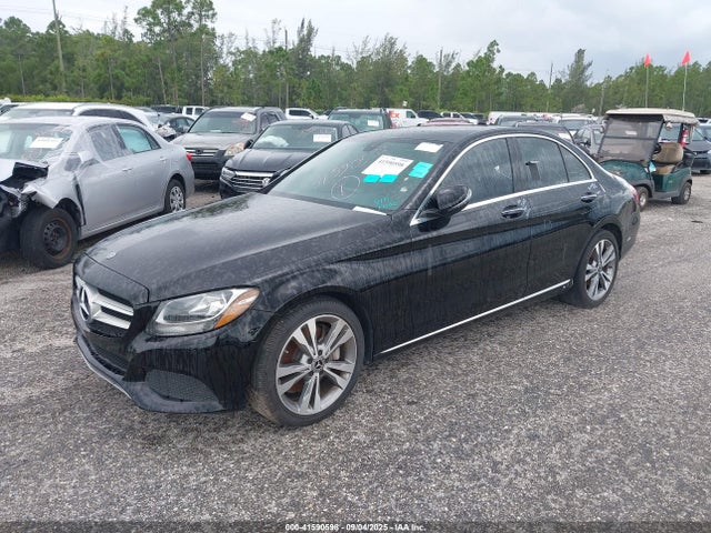 Mercedes-Benz C 300 2018 WDDWF4JB7JR312934 Image 2