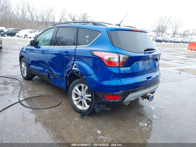 Ford ESCAPE SE 2017 1FMCU9G90HUD55518 Image 3