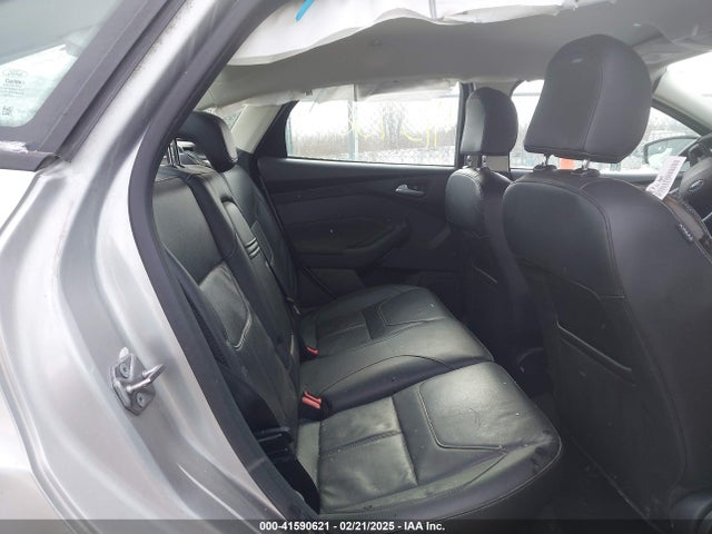 Ford FOCUS SE 2016 1FADP3F25GL332313 Image 8