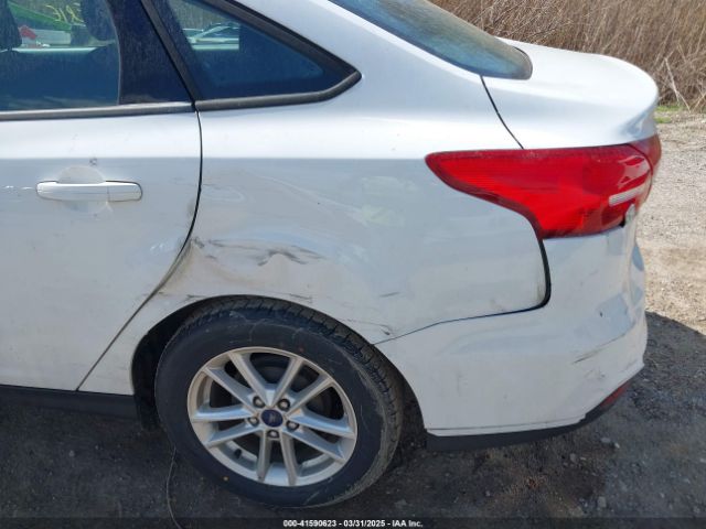 1FADP3F2XGL354565 Ford FOCUS SE