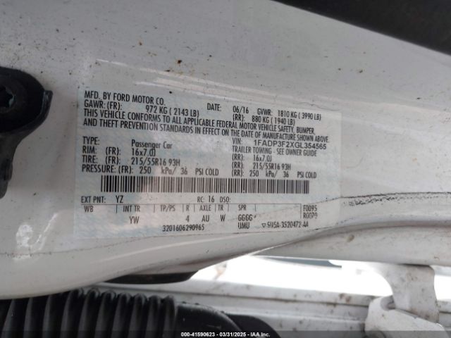 1FADP3F2XGL354565 Ford FOCUS SE