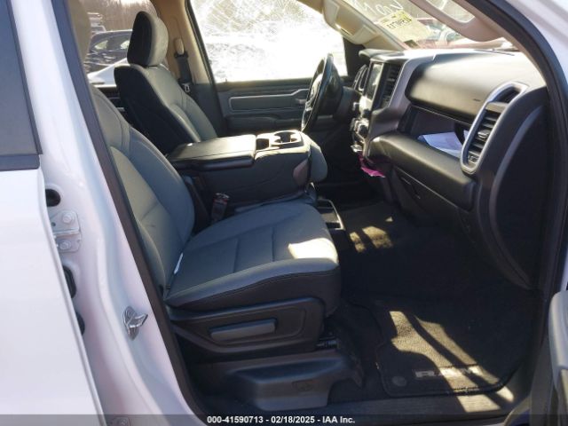 1C6RRFFG7KN646220 RAM 1500 Big Horn/lone Star  4x4 5'7 Box