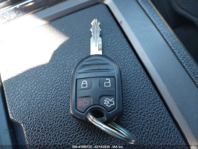 1ZVBP8AM7E5277465 Ford Mustang V6