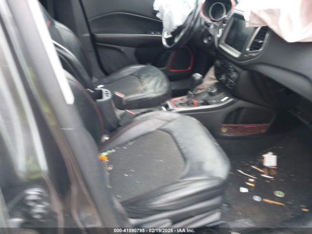 3C4NJDDB9LT111739 Jeep Compass Trailhawk 4x4