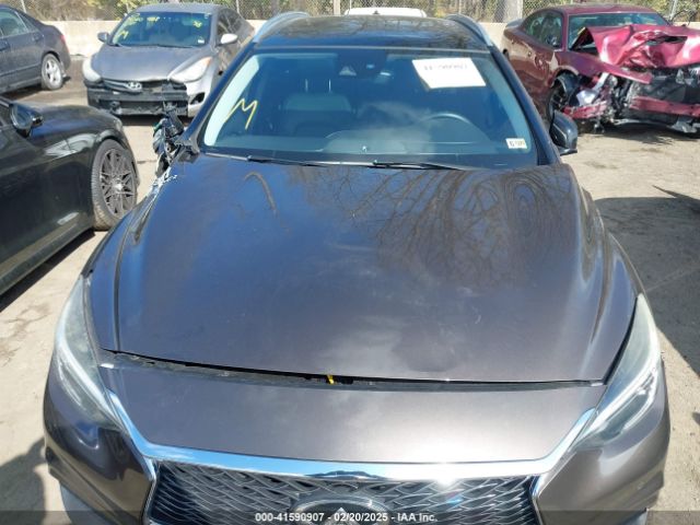 SJKCH5CR9HA019856 Infiniti Qx30 Premium
