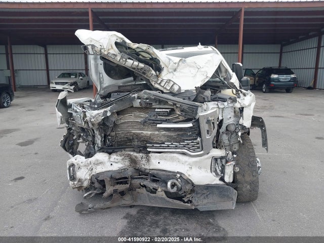 41590922 :رقم المزاد ، 1GT49WEY7MF181559 vin ، 2021 Gmc Sierra 3500hd 4wd  Long Bed Denali مزاد بيع