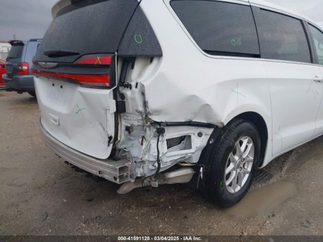 2023 CHRYSLER PACIFICA 2C4RC1BG6PR520945 Photo 5