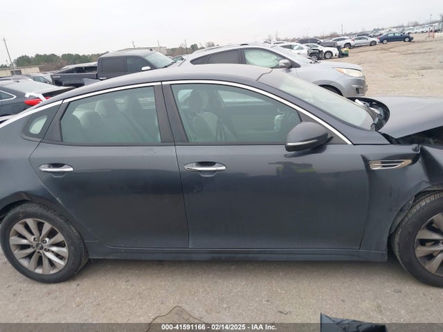5XXGT4L33HG131596 KIA Optima Lx