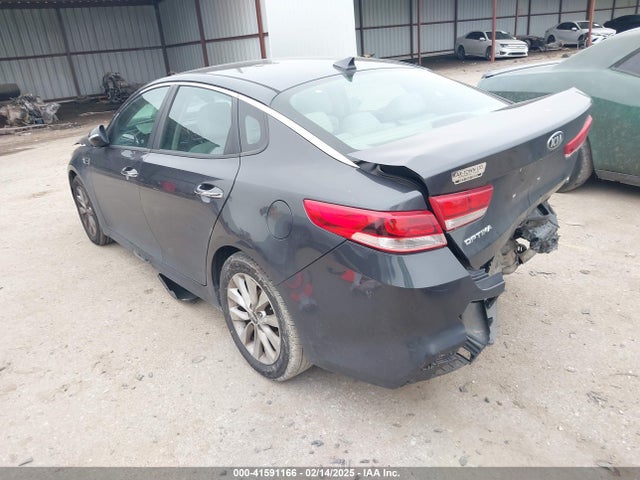 5XXGT4L33HG131596 KIA Optima Lx