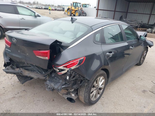 5XXGT4L33HG131596 KIA Optima Lx