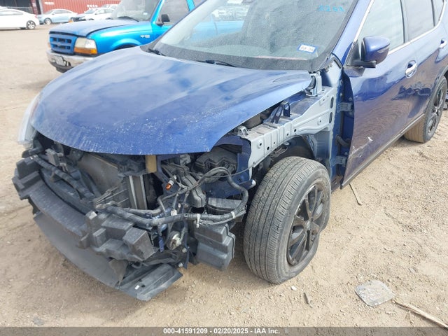 JN8AT2MTXLW037672 Nissan Rogue Sv Fwd