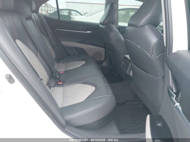 4T1B21HK7KU513445 Toyota Camry Hybrid Xle