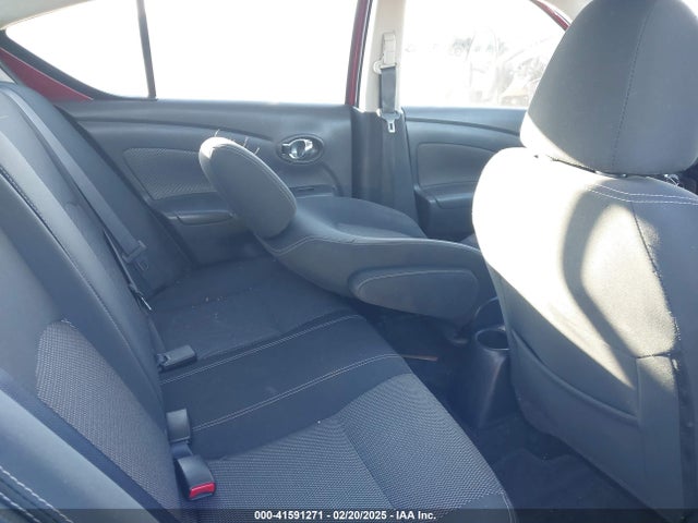 3N1CN7AP5HL801222 Nissan Versa 1.6 Sv