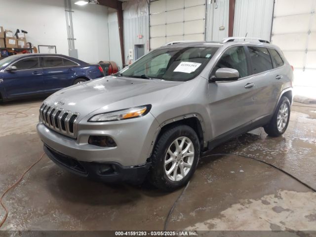 1C4PJLCB4HW610440 Jeep Cherokee Latitude Fwd