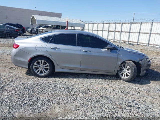 Chrysler 200 Limited 2015 1C3CCCAB5FN539431 Image 13