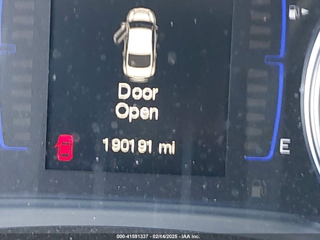 Chrysler 200 Limited 2015 1C3CCCAB5FN539431 Image 15