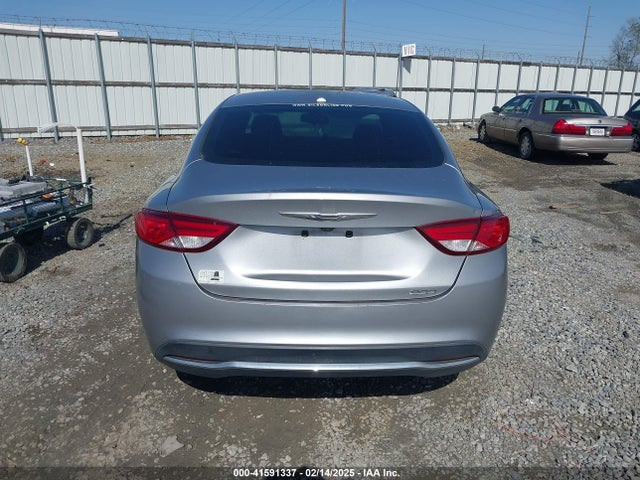 Chrysler 200 Limited 2015 1C3CCCAB5FN539431 Image 16