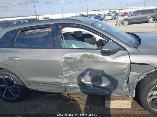 WA15AAGE5RB049510 Audi Q8 E-tron Premium Plus Quattro