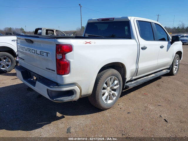 1GCPDBEK0NZ547605 Chevrolet Silverado 1500 4wd  Short Bed Custom