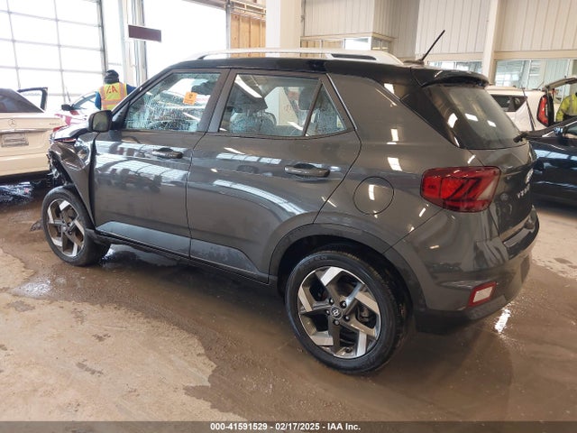 Hyundai Venue Limited 2024 KMHRC8A31RU282690 Image 3