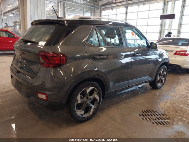 Hyundai Venue Limited 2024 KMHRC8A31RU282690 Image 4