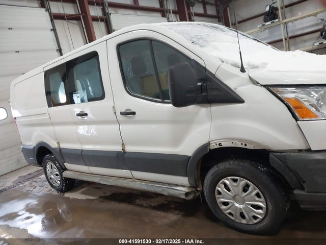 Ford Transit-250 2015 1FTNR1ZM6FKA89349 Image 13