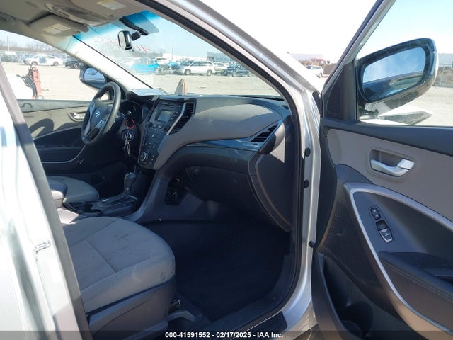 5XYZU3LB5GG353610 Hyundai Santa Fe Sport 2.4l