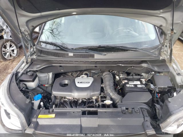 KNDJX3AA9J7557040 KIA Soul !
