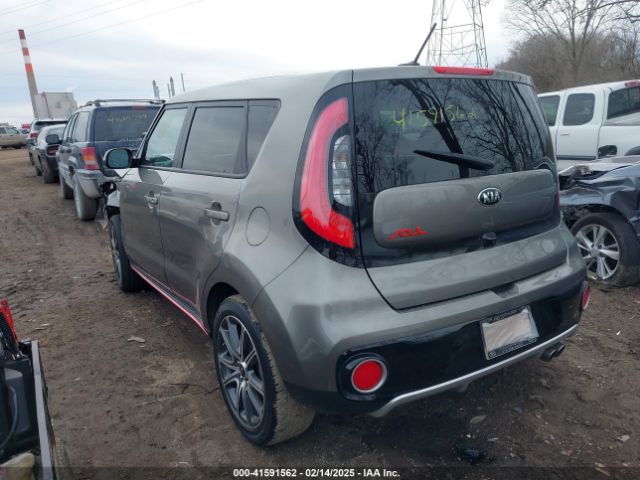 KNDJX3AA9J7557040 KIA Soul !