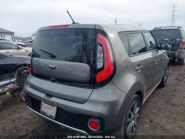 KNDJX3AA9J7557040 KIA Soul !
