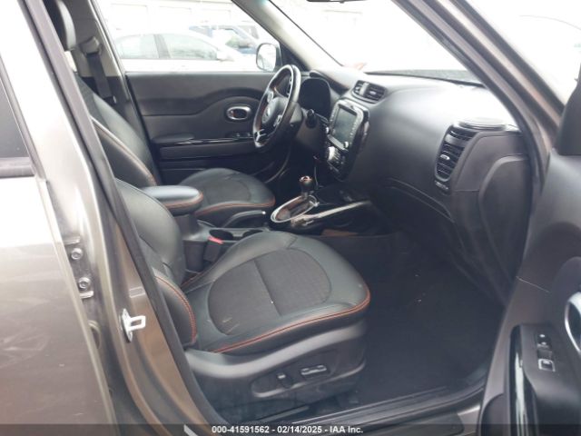 KNDJX3AA9J7557040 KIA Soul !