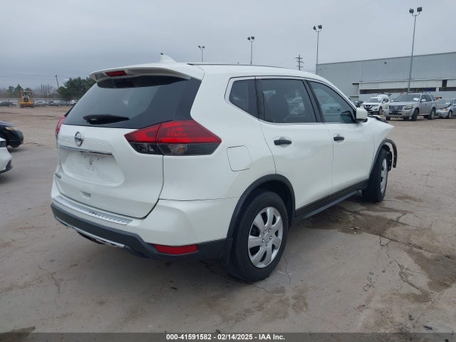 Nissan ROGUE S 2018 JN8AT2MT1JW463795 Image 4