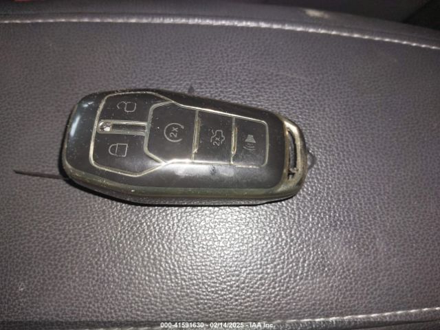 3FA6P0T95GR270888 Ford FUSION SE