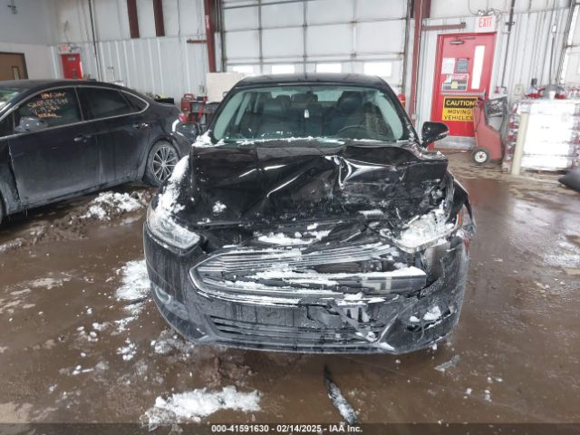 3FA6P0T95GR270888 Ford FUSION SE