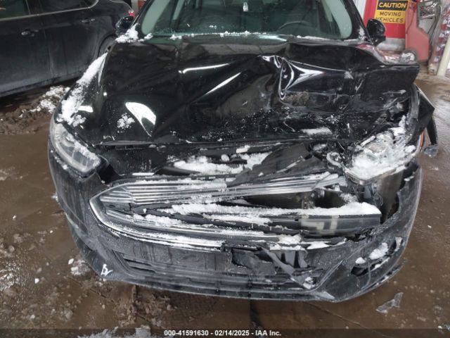 3FA6P0T95GR270888 Ford FUSION SE