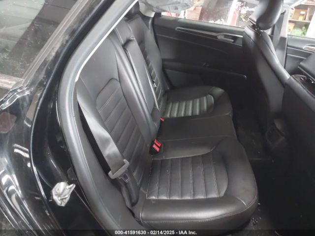 3FA6P0T95GR270888 Ford FUSION SE