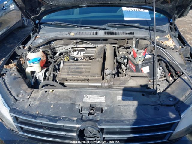 3VW267AJ8GM312207 Volkswagen Jetta 1.4t S