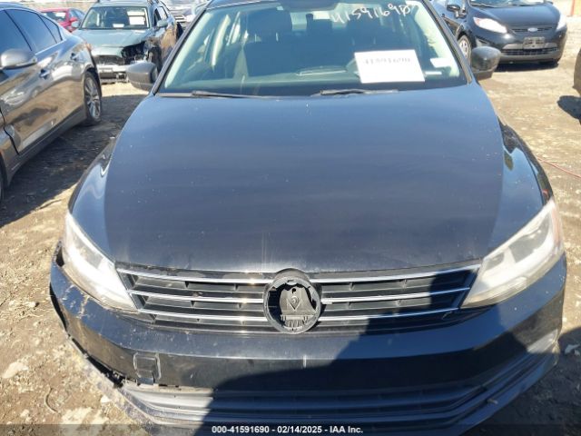 3VW267AJ8GM312207 Volkswagen Jetta 1.4t S