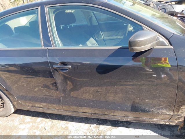 3VW267AJ8GM312207 Volkswagen Jetta 1.4t S