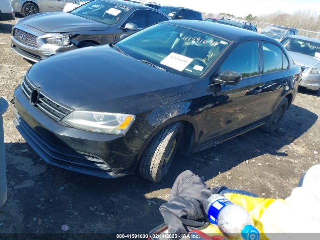 3VW267AJ8GM312207 Volkswagen Jetta 1.4t S