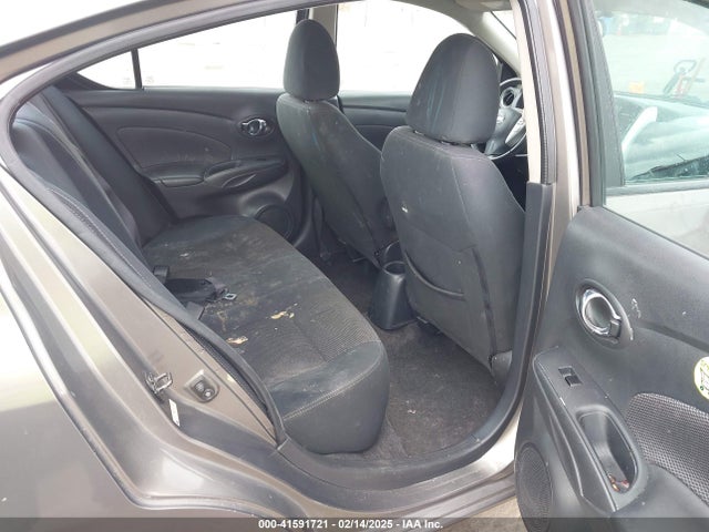 3N1CN7AP5HL802581 Nissan Versa 1.6 Sv