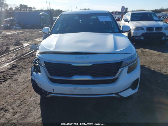 KNDEPCAA8N7316478 KIA Seltos Lx