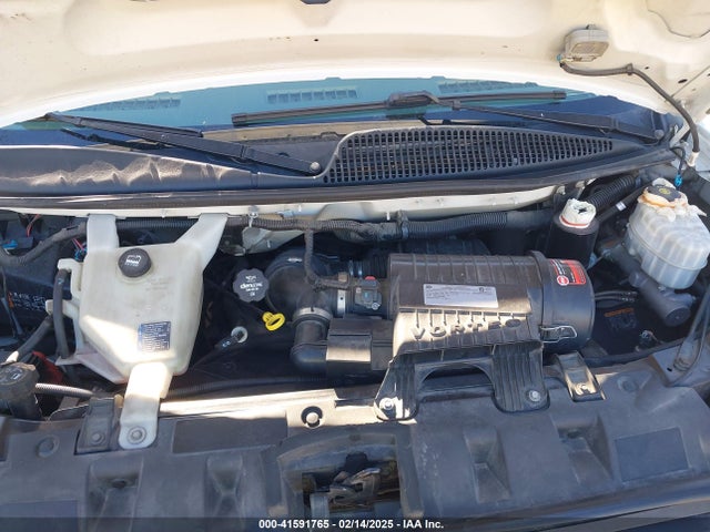 1GAZGPFGXJ1326392 Chevrolet Express 3500 Lt