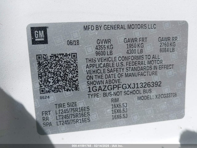 1GAZGPFGXJ1326392 Chevrolet Express 3500 Lt