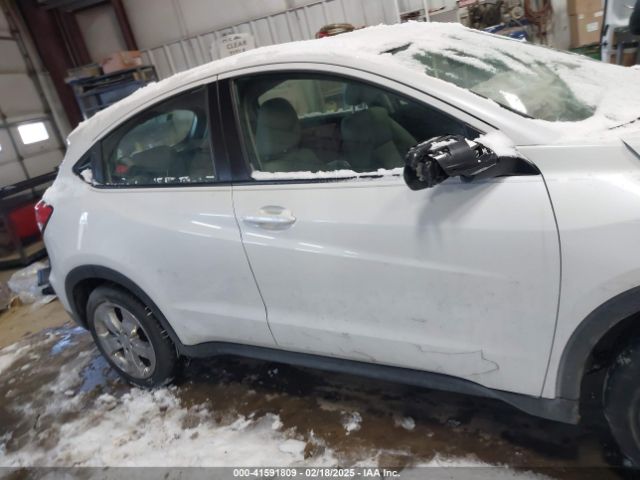 3CZRU6H32MM713847 Honda Hr-v Awd Lx
