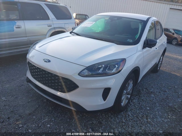 1FMCU0G64NUA45143 Ford ESCAPE SE