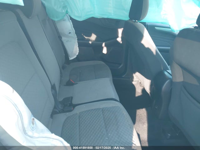1FMCU0G64NUA45143 Ford ESCAPE SE