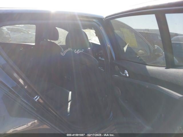KNAE15LA3M6088482 KIA Stinger Gt-line