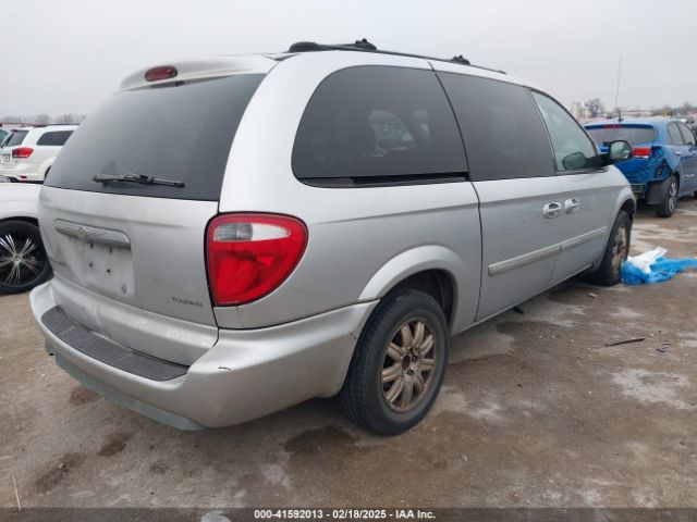 2006 CHRYSLER TOWN & COUNTRY 2A4GP54L56R622100 Photo 3